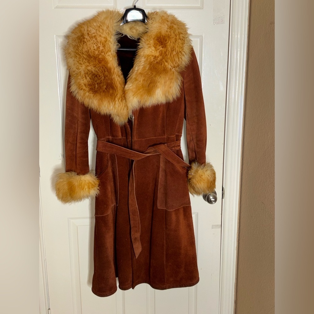 Vintage INSANE GORGEOUS  Rust Colored shearling sheepskin princess coat Size 12​ - Picture 11 of 12